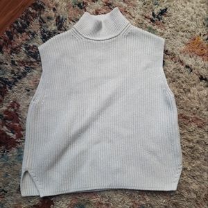 Sweater top / vest Abercrombie and Fitch